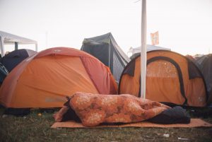 Featured image for “Camping ohne Dreck ist wie Sex ohne Orgasmus: Glamping Angebote auf Festivals”